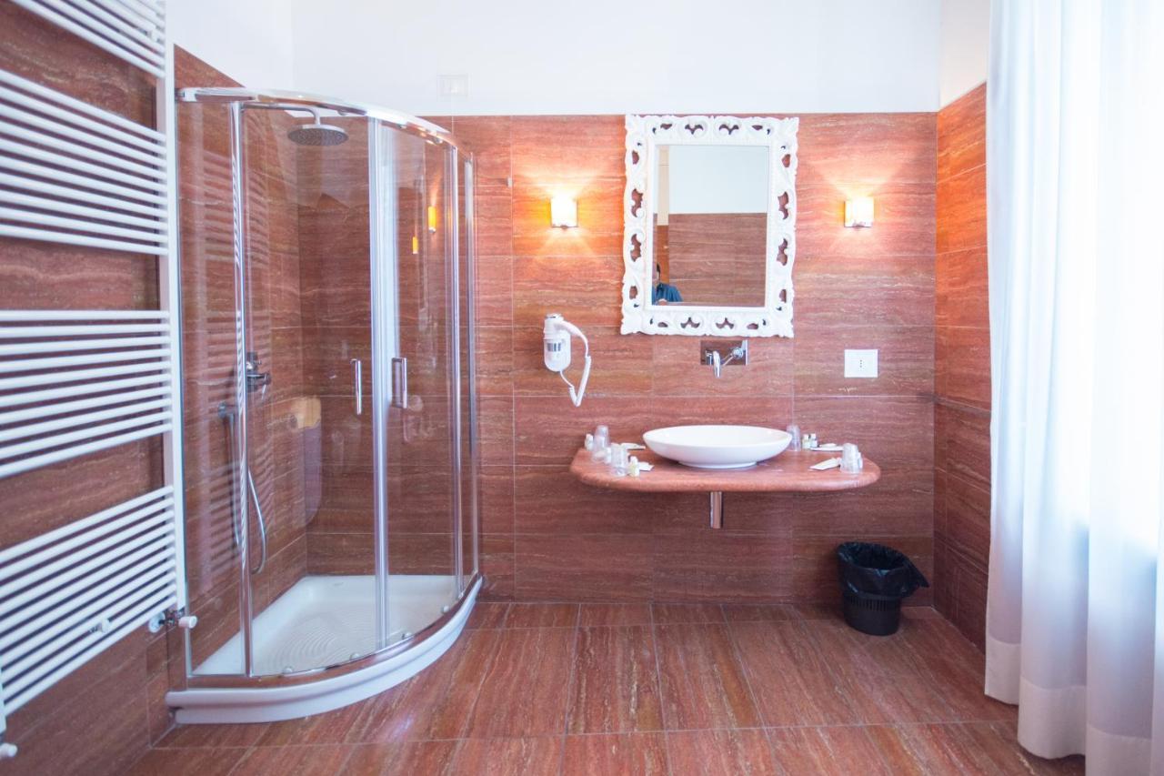 Domus Stella Maris - Casa Per Ferie Hotel Ancona Bagian luar foto